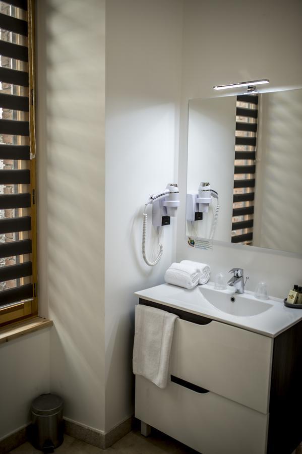 La Tissandiere Hotel Lalbenque Екстер'єр фото