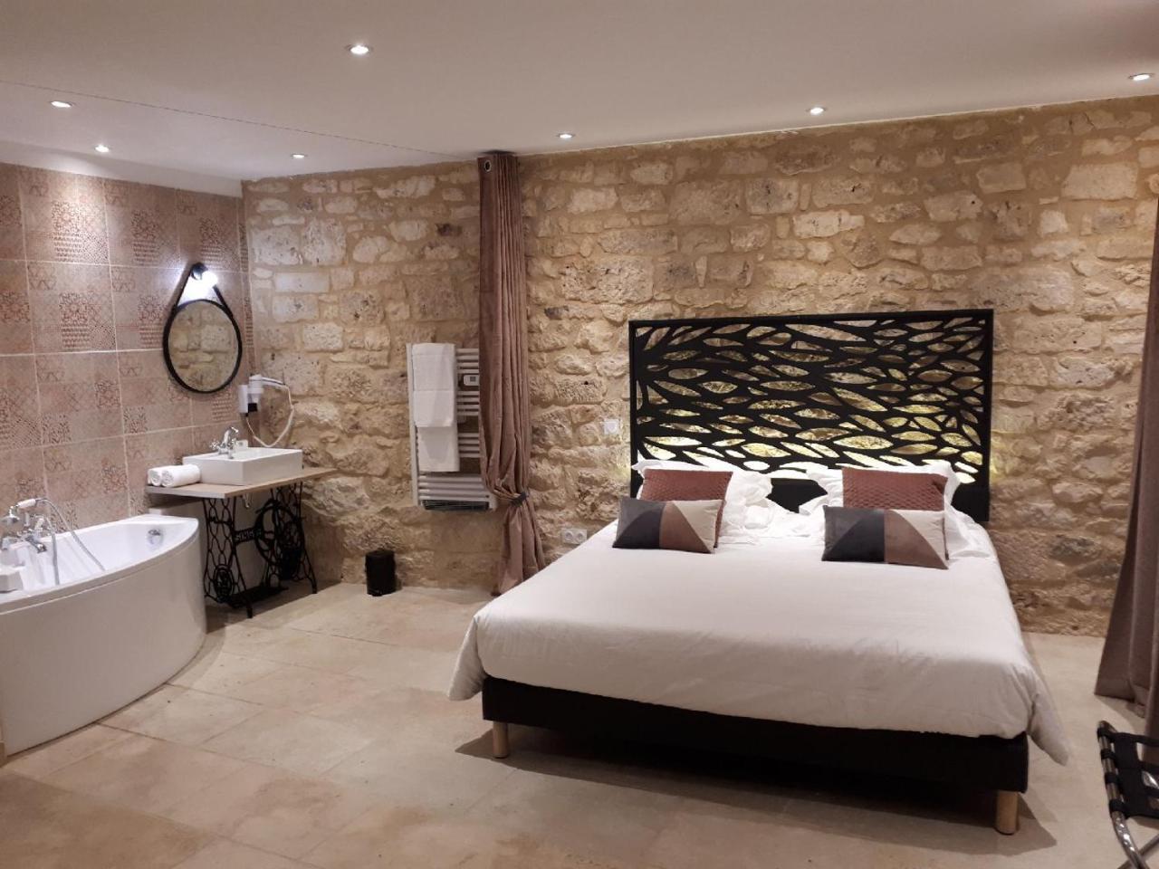 La Tissandiere Hotel Lalbenque Екстер'єр фото